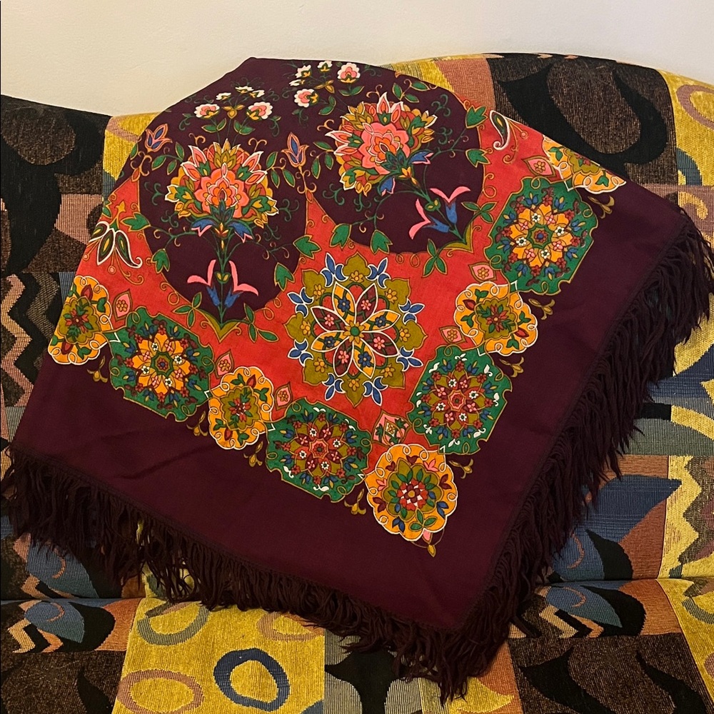 Russian Multicolor Floral Pattern Fringed Shawl-Scarf in Burgundy